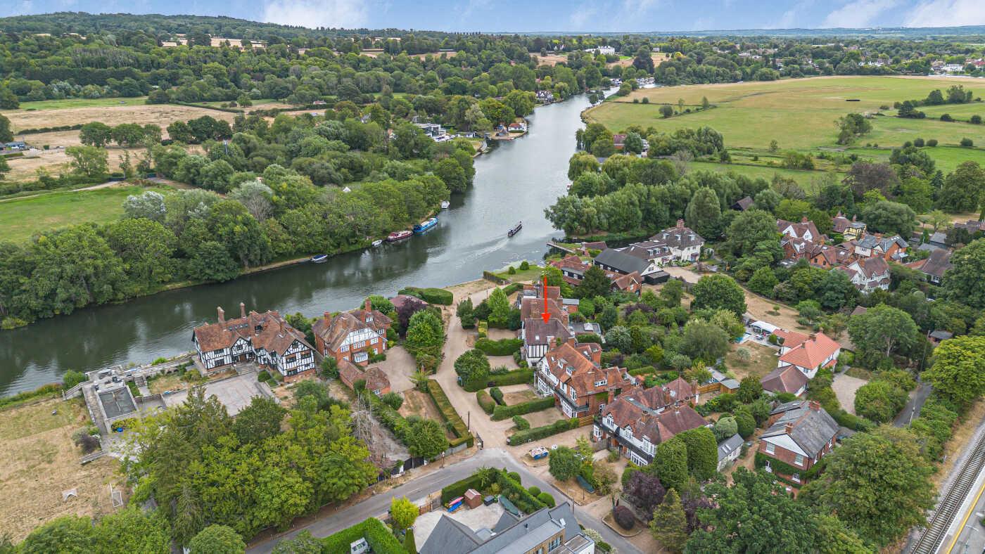 6 bed property in Basmore Lane, Henley-on-Thames